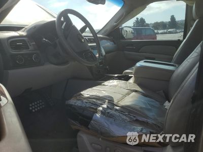 Zdjęcie 7 z 13 samochodu: 2007 CHEVROLET TAHOE K1500 VIN:1GNFK13087R125637 - miniatura