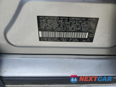 Zdjęcie 12 z 14 samochodu: 2006 LEXUS IS 350 VIN:JTHBE262162004911 - miniatura