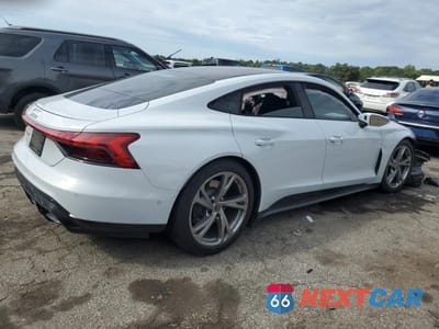 Trzecie zdjęcie samochodu z tyłu: 2023 AUDI E-TRON GT PRESTIGE VIN:WAUDJBFW7P7003756 - miniatura