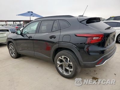 Drugie zdjęcie samochodu z przodu: 2025 CHEVROLET TRAX 1LT VIN:KL77LHEP7SC207056 - miniatura