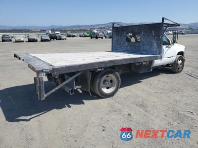 Trzecie zdjęcie samochodu z tyłu: 1997 GMC SIERRA C3500 HEAVY DUTY VIN:1GDKC34J7VJ513344 - miniatura