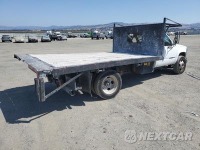 Trzecie zdjęcie samochodu z tyłu: 1997 GMC SIERRA C3500 HEAVY DUTY VIN:1GDKC34J7VJ513344 - miniatura