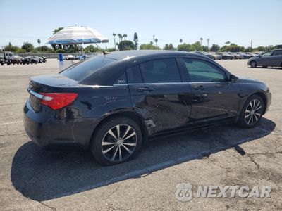 Trzecie zdjęcie samochodu z tyłu: 2013 CHRYSLER 200 LIMITED VIN:1C3CCBCG4DN501818 - miniatura