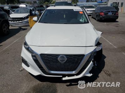 Piąte zdjęcie samochodu w środku: 2020 NISSAN ALTIMA 2.5 S VIN:1N4BL4BV7LC195684 - miniatura