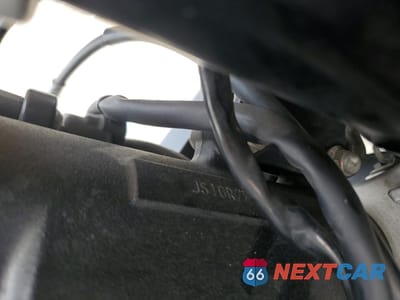 Zdjęcie 9 z 10 samochodu: 2007 SUZUKI GSX-R750 VIN:JS1GR7KA172114357 - miniatura