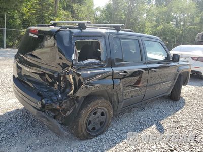 Trzecie zdjęcie samochodu z tyłu: 2016 JEEP PATRIOT SPORT VIN:1C4NJRBB4GD566395 - miniatura