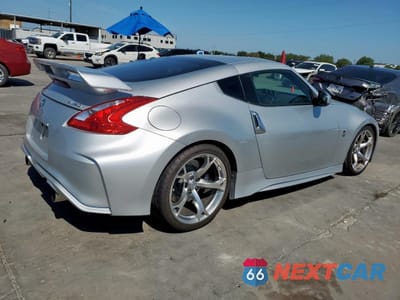 Trzecie zdjęcie samochodu z tyłu: 2009 NISSAN 370Z VIN:JN1AZ44E79M410441 - miniatura