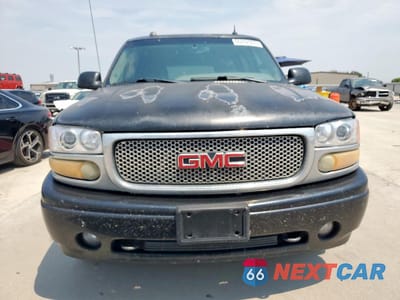 Piąte zdjęcie samochodu w środku: 2004 GMC YUKON XL DENALI VIN:1GKFK66U14J266178 - miniatura