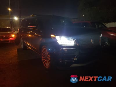 Czwarte zdjęcie samochodu z boku: 2018 LINCOLN NAVIGATOR L RESERVE VIN:5LMJJ3LT5JEL20629 - miniatura