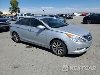 Czwarte zdjęcie samochodu z boku: 2012 HYUNDAI SONATA SE VIN:5NPEC4AB5CH420901 - miniatura