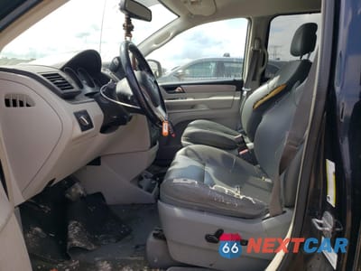 Zdjęcie 7 z 13 samochodu: 2011 VOLKSWAGEN ROUTAN SE VIN:2V4RW3DG3BR622167 - miniatura