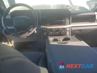 Zdjęcie 8 z 12 samochodu: 2023 FORD F550 SUPER DUTY SUPER DUTY VIN:1FD0W5HT5PEC77827 - miniatura