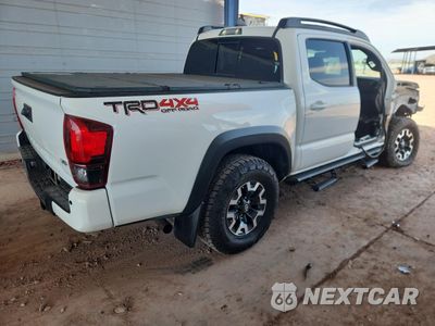 Trzecie zdjęcie samochodu z tyłu: 2019 TOYOTA TACOMA DOUBLE CAB VIN:3TMCZ5AN7KM274984 - miniatura