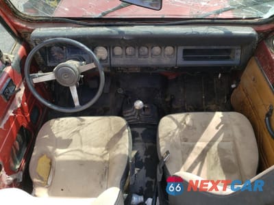 Zdjęcie 8 z 13 samochodu: 1992 JEEP WRANGLER / YJ VIN:2J4FY29S8NJ553200 - miniatura