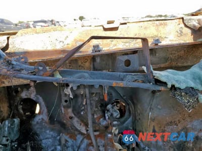 Zdjęcie 9 z 11 samochodu: 2000 CHEVROLET SILVERADO C2500 VIN:1GCGC29U2YE385986 - miniatura