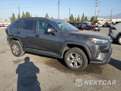 Czwarte zdjęcie samochodu z boku: 2023 TOYOTA RAV4 LE VIN:4T3LWRFV0PU098911 - miniatura