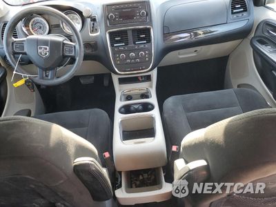 Zdjęcie 8 z 13 samochodu: 2016 DODGE GRAND CARAVAN SXT VIN:2C4RDGCG9GR312850 - miniatura
