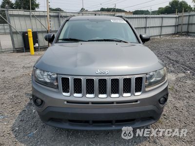 Piąte zdjęcie samochodu w środku: 2014 JEEP COMPASS SPORT VIN:1C4NJCBA1ED594785 - miniatura