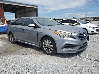 Czwarte zdjęcie samochodu z boku: 2016 HYUNDAI SONATA SPORT VIN:5NPE34AF6GH421418 - miniatura
