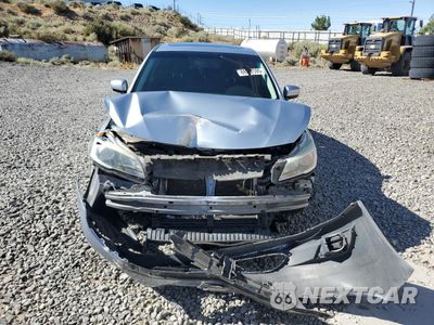 Piąte zdjęcie samochodu w środku: 2015 SUBARU LEGACY 2.5I PREMIUM VIN:4S3BNAD67F3034183 - miniatura