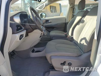 Zdjęcie 7 z 16 samochodu: 2017 CHRYSLER PACIFICA LX VIN:2C4RC1CG9HR670113 - miniatura