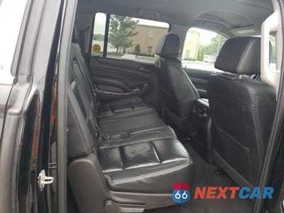 Zdjęcie 11 z 14 samochodu: 2020 CHEVROLET SUBURBAN K1500 LT VIN:1GNSKHKC3LR302849 - miniatura