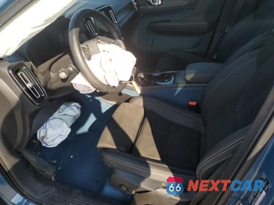 Zdjęcie 7 z 13 samochodu: 2022 VOLVO C40 P8 RECHARGE ULTIMATE VIN:YV4ED3GB2N2004210 - miniatura