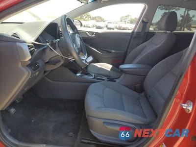 Zdjęcie 7 z 13 samochodu: 2020 HYUNDAI IONIQ BLUE VIN:KMHC65LC1LU226183 - miniatura