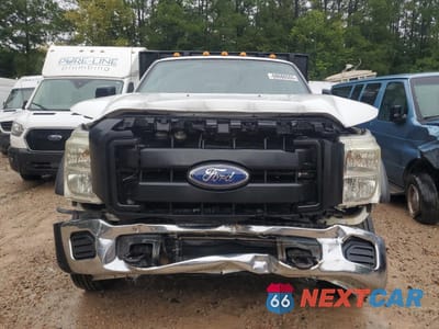 Piąte zdjęcie samochodu w środku: 2011 FORD F550 SUPER DUTY VIN:1FDUF5GT7BEC31623 - miniatura