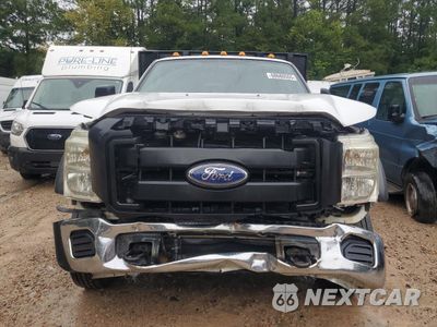 Piąte zdjęcie samochodu w środku: 2011 FORD F550 SUPER DUTY VIN:1FDUF5GT7BEC31623 - miniatura