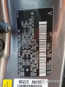 Zdjęcie 13 z 15 samochodu: 2013 TOYOTA SIENNA XLE VIN:5TDYK3DC1DS335158 - miniatura