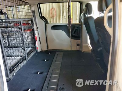 Zdjęcie 11 z 15 samochodu: 2018 DODGE GRAND CARAVAN SE VIN:2C4RDGBG0JR318559 - miniatura