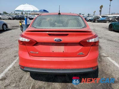 Zdjęcie 6 z 12 samochodu: 2014 FORD FOCUS SE VIN:1FADP3F29EL394116 - miniatura