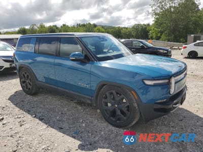 Czwarte zdjęcie samochodu z boku: 2025 RIVIAN R1S ADVENTURE VIN:7PDSGBBA6SN054424 - miniatura