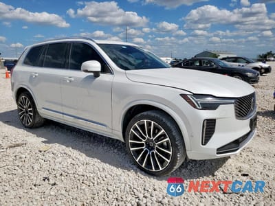 Czwarte zdjęcie samochodu z boku: 2025 VOLVO XC90 ULTRA VIN:YV4M12PG9S1360472 - miniatura