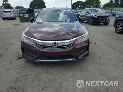 Piąte zdjęcie samochodu w środku: 2017 HONDA ACCORD SPORT VIN:1HGCR2F58HA041615 - miniatura