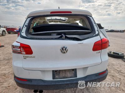 Zdjęcie 6 z 14 samochodu: 2017 VOLKSWAGEN TIGUAN WOLFSBURG VIN:WVGRV7AX4HK005713 - miniatura