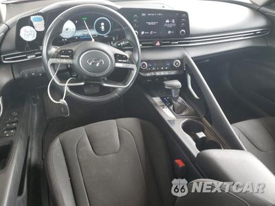 Zdjęcie 8 z 12 samochodu: 2022 HYUNDAI ELANTRA SEL VIN:5NPLS4AG0NH074927 - miniatura