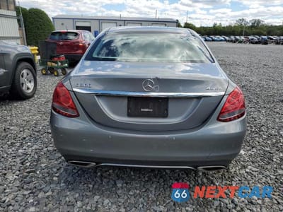 Zdjęcie 6 z 12 samochodu: 2015 MERCEDES-BENZ C 300 4MATIC VIN:55SWF4KB5FU082475 - miniatura