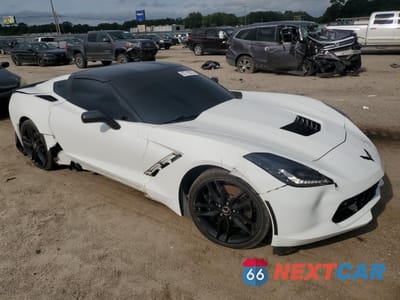 Czwarte zdjęcie samochodu z boku: 2015 CHEVROLET CORVETTE STINGRAY Z51 1LT VIN:1G1YG2D77F5103602 - miniatura
