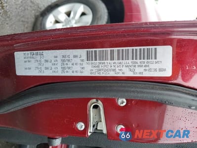 Zdjęcie 12 z 12 samochodu: 2017 RAM 1500 ST VIN:1C6RR7FG2HS707005 - miniatura