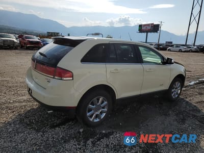 Trzecie zdjęcie samochodu z tyłu: 2007 LINCOLN MKX VIN:2LMDU88C27BJ13220 - miniatura
