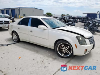 Czwarte zdjęcie samochodu z boku: 2004 CADILLAC CTS VIN:1G6DM577940134097 - miniatura