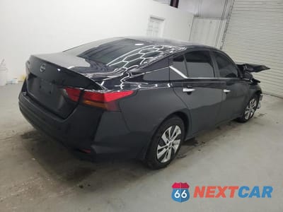 Trzecie zdjęcie samochodu z tyłu: 2024 NISSAN ALTIMA S VIN:1N4BL4BV4RN367876 - miniatura