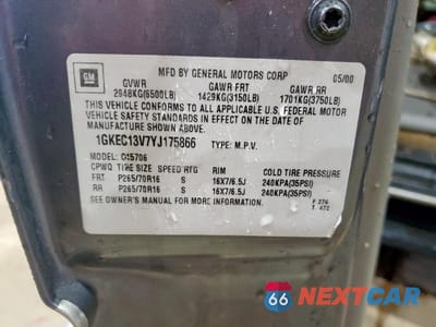 Zdjęcie 14 z 15 samochodu: 2000 GMC YUKON VIN:1GKEC13V7YJ175866 - miniatura