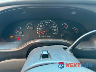 Zdjęcie 8 z 10 samochodu: 2003 FORD ECONOLINE E450 SUPER DUTY CUTAWAY VAN VIN:1FDXE45F23HB83679 - miniatura