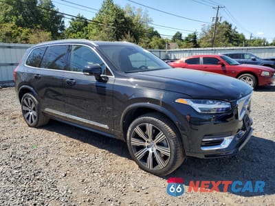 Czwarte zdjęcie samochodu z boku: 2025 VOLVO XC90 PLUS VIN:YV4H60PE3S1330633 - miniatura