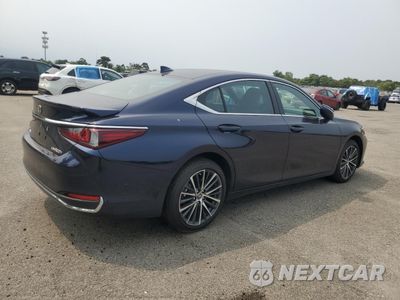 Trzecie zdjęcie samochodu z tyłu: 2025 LEXUS ES 300H BASE VIN:58ADA1C15SU068285 - miniatura