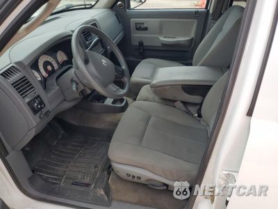 Zdjęcie 7 z 12 samochodu: 2006 DODGE DAKOTA QUAD VIN:1D7HE28K26S678869 - miniatura
