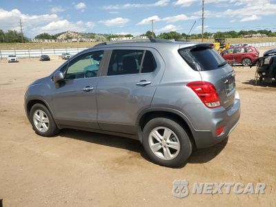 Drugie zdjęcie samochodu z przodu: 2020 CHEVROLET TRAX 1LT VIN:3GNCJPSB1LL207142 - miniatura